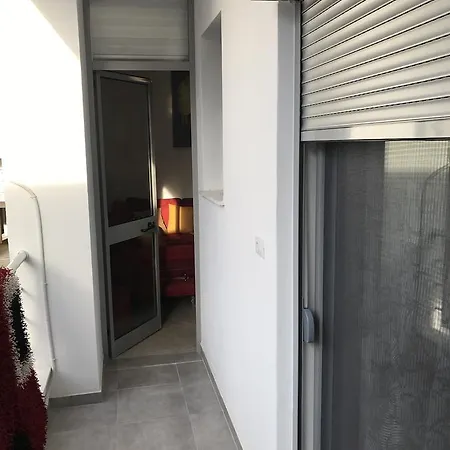 Appartement Afer Lapidarit Shëngjin